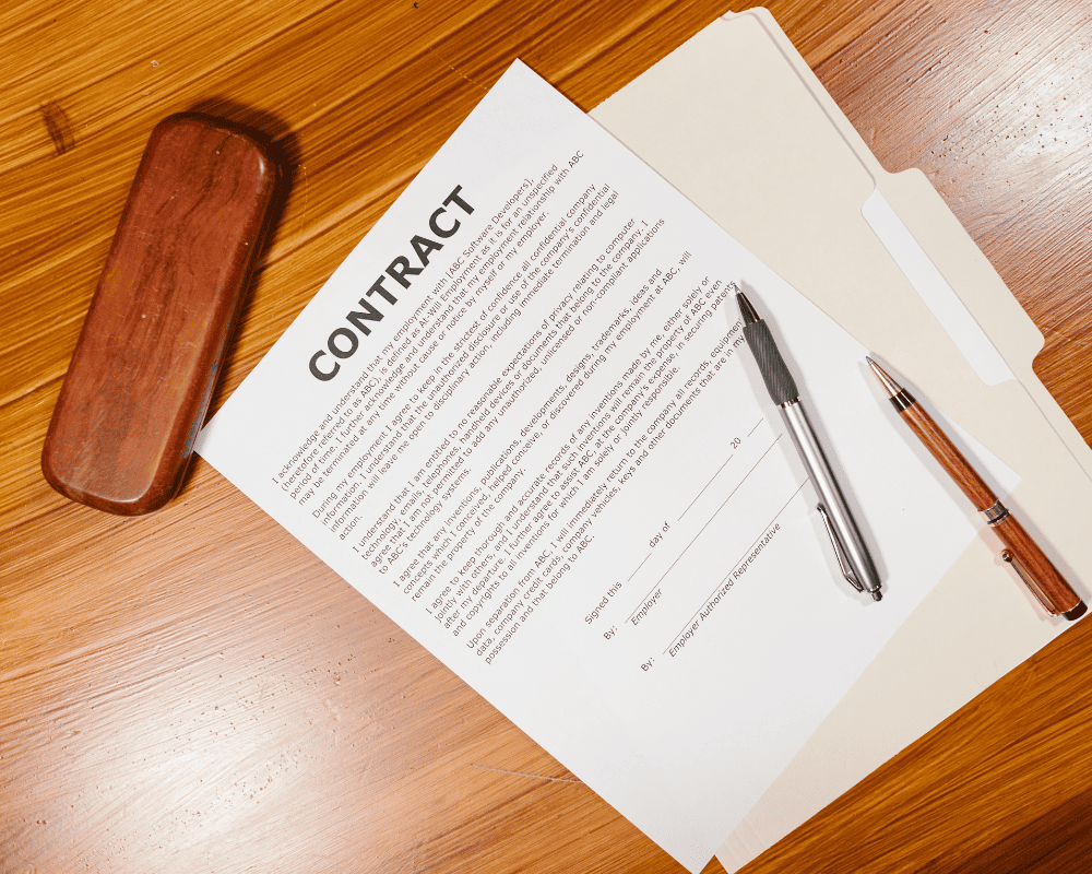 Are you a foreigner and need help with contracts in Brazil?